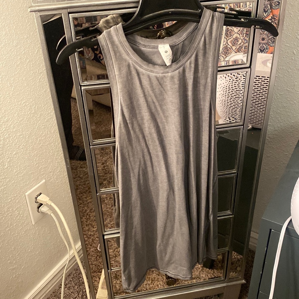 Lululemon shirt